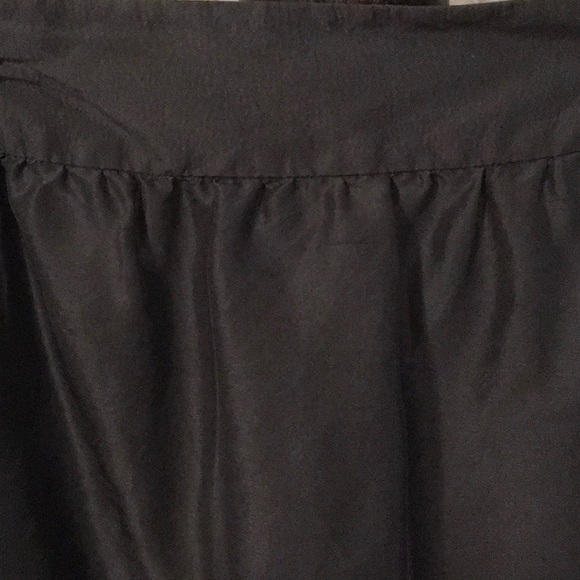 Garnet Hill 100% Silk mini skirt size 8 - Picture 3 of 5